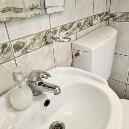 Mika Square Apartment *