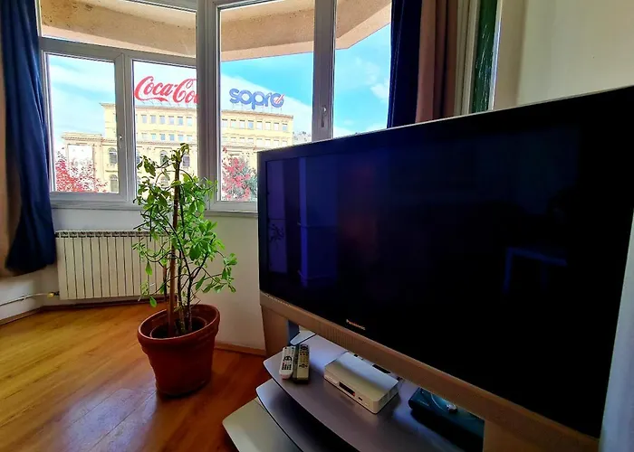 Mika Square * Skopje