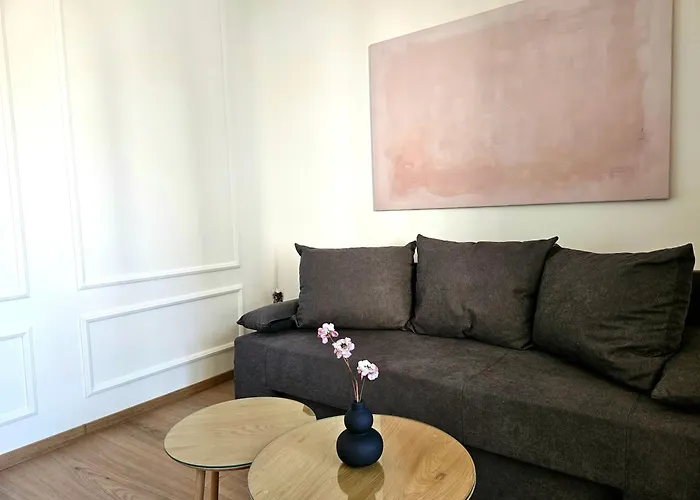 Mika Square Apartament